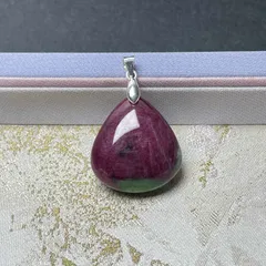 天然石★【ルビーインゾイサイト】★ペンダント 天然石A 27.2*25.2*9.2mm ZB10110