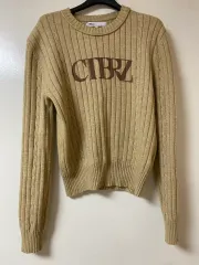 シティーブリーズ エッセンシャルズ ロゴ ゴージ リブニット ベージュ ブラウン