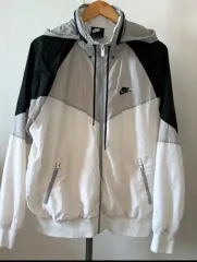 ナイキ ウィンドランナー ウィンドブレーカー XL