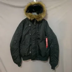 L アルファインダストリーズ ブラック N2B フライト ダウン ジャケット