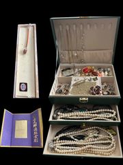 【中古】遺品整理 生前整理 アクセサリーまとめ売り ネックレス  イヤリング ブレスレット  ネクタイピン    ブローチ    NA26A(T)1