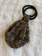 総ビーズ刺繍 ハンドバッグ ブラック カラーストーン リングハンドル パーティー