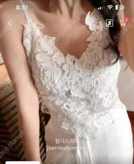 レースノースリーブ