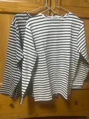 ストライプTシャツ長袖白黒2枚