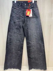 DIESEL ディーゼル 007DB パンツ ジーンズ バギーカットオフ ブラック 黒 W24 ボタンフライ メンズ ローエッジ ワイドレッグ ロゴパッチ