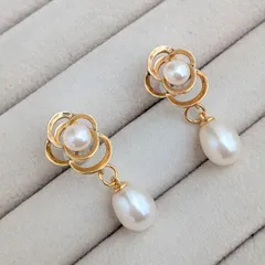 【花モチーフ】 淡水パール ピアス 約7×5mm 淡水真珠 揺れるデザイン 可愛い 入学式 卒業式 結婚式 ゴールドカラー シルバー金具