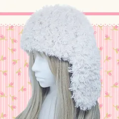 ハンドメイド　うさ耳　ふわふわ　ビーニー　ベージュ　ニット帽　ヘッドドレス　編み物　手編み　かぎ針編み　ロリータ　姫系