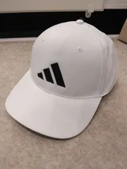 【新品未使用】アディダスゴルフ adidasgolf ツアー スナップバックハット JZ0458 2026年モデル  (新橋店)