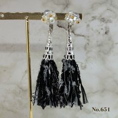No.1610-B シマエナガ☆お花☆パール☆レジン☆ピアス・イヤリング