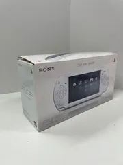 【中古】PSP本体　PSP-2000CW　セラミック・ホワイト