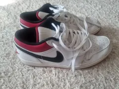 ナイキ エア ジョーダン1 290mm ロー 白 ブラック レッド