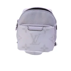 ≪値下げ≫【中古】Louis Vuitton ルイヴィトン ビジューサック ネオディスカバリーM69318 ライトグレー バッグチャーム キーホルダー ポーチ コインケース 小物入れ グレー LV A2404741【無料ギフトラッピング承ります】