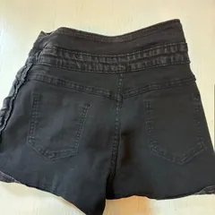 ハイウエスト 3連ボタン デニムショートパンツ 黒 S