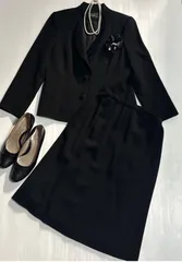 【極美品✨レリアン】セットアップ ウール100% 黒レリアンオリジナル　9号　冠婚葬祭　卒業式入学式　行事　ママスーツ