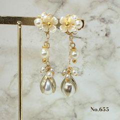 ♡ハンドメイド♡ビジューピアスorイヤリング№545ガラスの雫 - メルカリ