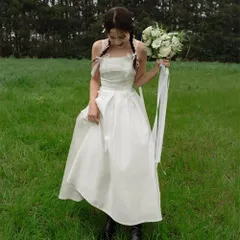 【新品・未使用】フレンチスタイルのバタフライデザインハイスリーブチュチュドレス（ウェディングフォトグラフィー用）