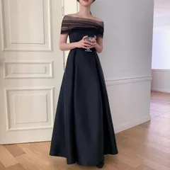 【新品・未使用】ブラックタフタストラップレスドレス。屋外ウェディングフォトグラフィーに最適。