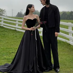 【新品・未使用】バンケットや写真撮影に最適な、ヘプバーン風のハイセンスなウェディングドレス