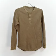 UNIQLO / ヘンリーネック