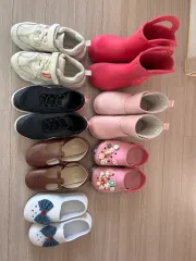 Crocs (c13) NIKE Oz Kids Cheek 外 7カラー まとめ (200サイズ前後)