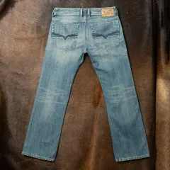 31 00s DIESEL ディーゼル ジャティーニ 008B4 ブーツカット デニムパンツ MB-1346