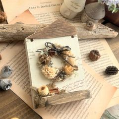 No.192 木製 リース付き木のおうち 木の実 インテリア雑貨