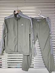 アディダス アディカラー Classic ロックアップ カーキ トラックジャージ セットアップ L