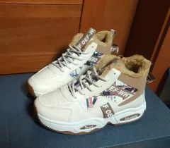 2026年最新】スニーカー265の人気アイテム - メルカリ