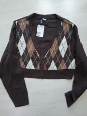 新品) H&M ショート 赤ちゃんカーディガン