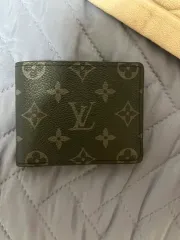 Louis Vuitton ルイヴィトン モノグラム メンズ 二つ折り財布
