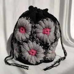 巾着バッグ / モチーフ / ブラック