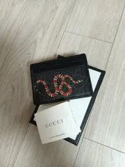 2026年最新】GUCci 財布 二つ折り スネークの人気アイテム - メルカリ