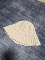アイボリー ケーブル編み バケットハット 帽子