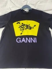 Ganni Tシャツ