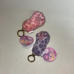 まとめ売り) ギャル猫の肉球キーホルダー