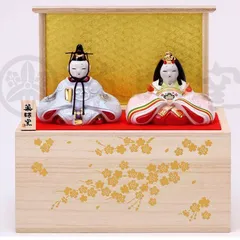 【再入荷 タイムセール 定価 16,500円】ひな人形 染絵内裏雛 収納桐箱台付 雛人形 雛飾り 薬師窯 コンパクト雛 お雛様 ひな祭り 陶器 桃の節句 初節句 季節飾り ひなまつり おひなさま 屏風付き 縁起物 お祝い 和モダン 優美 豪華 新品