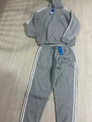 アディダス トレーニングウェア SET 新品 XL サイズ