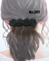 フリルのお花4連バレッタ　黒