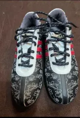 アディダス 3本線 花柄 スニーカー ブラック/レッド