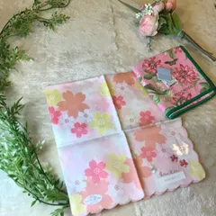 ウェッジウッド　ハンカチ　タオルハンカチ　2枚セット　WEDGWOOD NINA RICCI スカラップエッジ