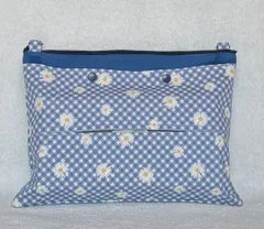 ハンドメイド　ティッシュケースショルダー　ブルー