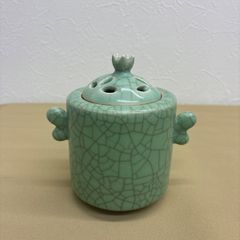 菊御紋入り 青磁三脚香炉 叙勲記念品 獅子摘み 香炉 コレクション 