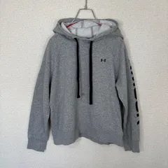 《Men》UNDER ARMOUR グレー　パーカー