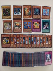 遊戯王OCGカード　まとめ売り 遊戯王OCGカード まとめ売り（水、炎、地、罠カード） 68枚セット