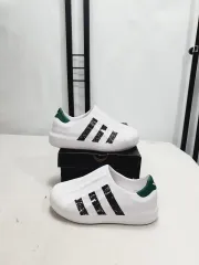 アディダス アディフォーム スーパースター 白 緑 235