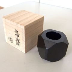 Item thumbnail for item c9f57f5d-a8b7-4ada-b6d8-ce0a353d4151