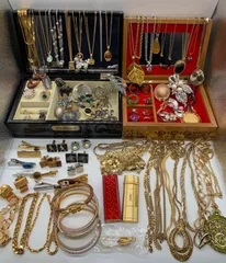 遺品整理　生前整理　アクセサリー　まとめ売り   ネックレス　リング   ブローチ　タイピン　カフスボタン　ブレスレット　ライター
