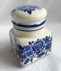 青い花柄の陶器製オイルランプ 古道具 - メルカリ