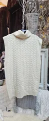 アイボリー ケーブル ニット ベスト