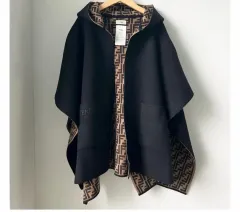 【お値下げしました】フェンディ　ポンチョ　ストール　ショール　美品 2026年最新】フェンディ ポンチョの人気アイテム - メルカリ